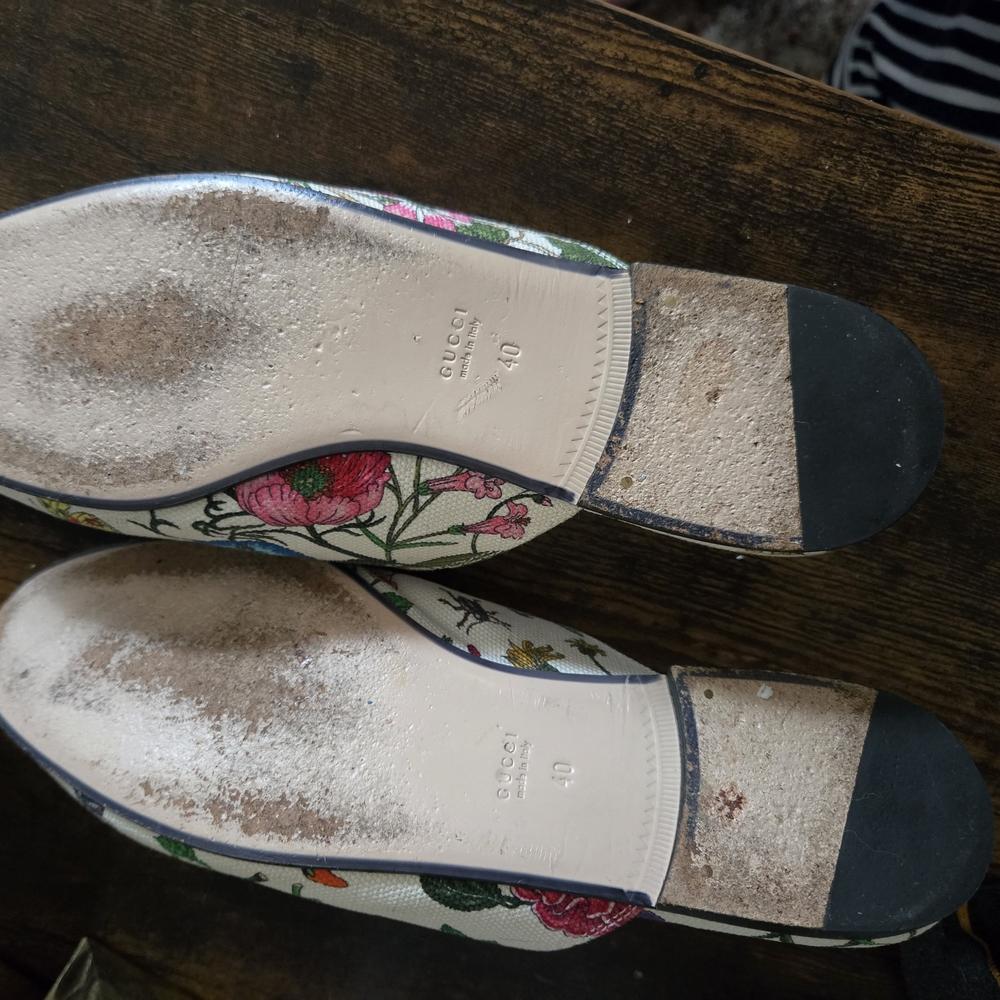 Gucci White Floral Canvas Horsebit Mules - Picture 5 of 6